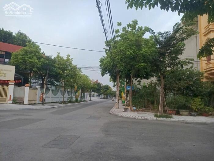 Hình ảnh Bán đất lô góc view vườn hoa đường Phùng Quang Phong, Liên Bảo, Vĩnh Yên, Vĩnh Phúc 0