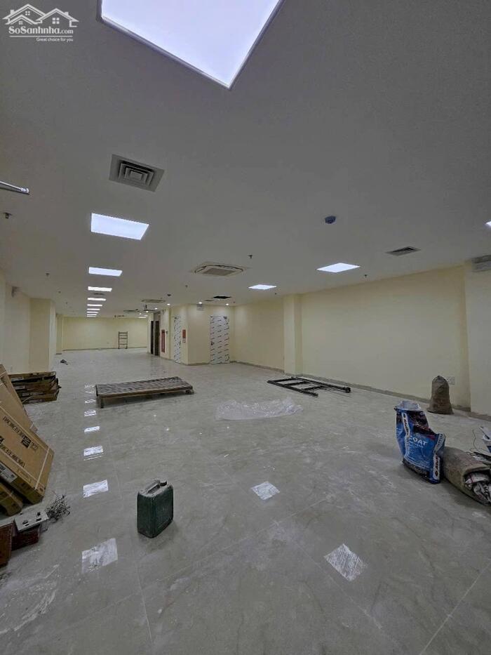 Hình ảnh Phố Đội Cấn Gần Lê Hồng Phong Lô Góc 3 Mặt Bề Thế View Hồ 123 Tỷ 9 Tầng 1 Hầm 2