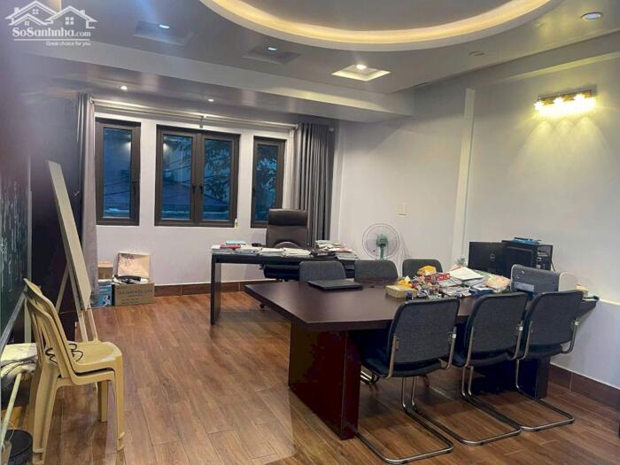 Hình ảnh Cho thuê nhà Văn Cao vị trí đẹp, 4 phòng ngủ (50m2). 3