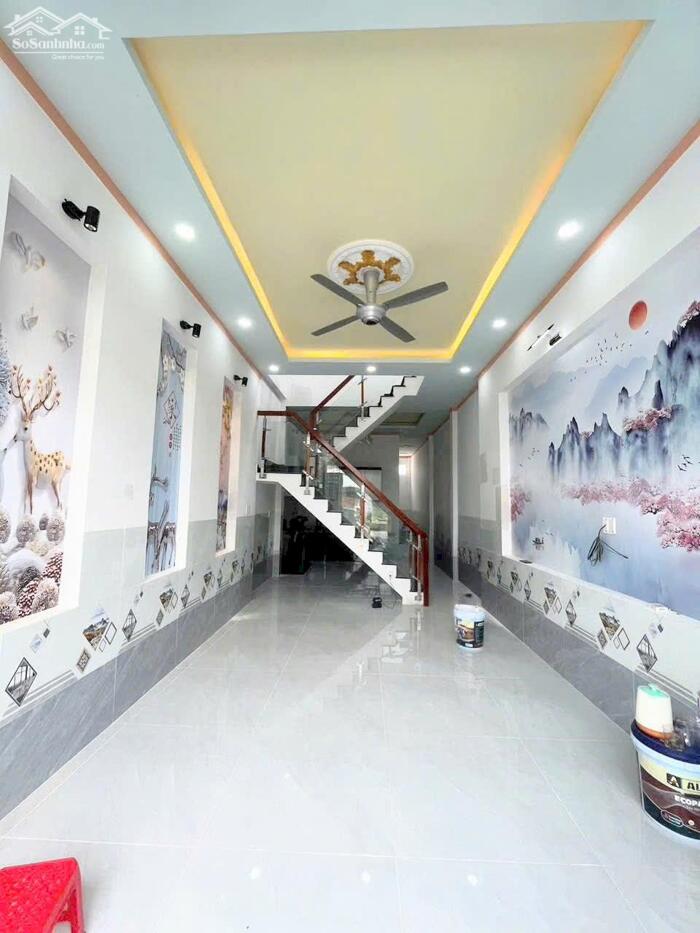 Hình ảnh Bán Nhà Lầu Hoàn Công, Có nội thất, Đường Ô Tô, Hỗ trợ Bank, Chỉ 2Tỷ 750triệu 3