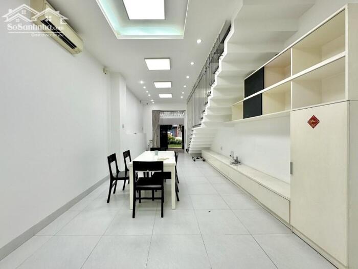 Hình ảnh NGAY CỔNG ĐH VĂN LANG – VIEW CÔNG VIÊN – 4 TẦNG ĐẸP – 80M² – ĐƯỜNG 20M + VỈA HÈ – 14.9 TỶ 8