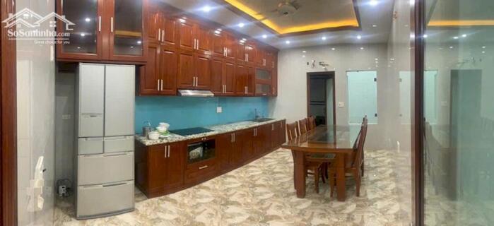 Hình ảnh Cho thuê nhà mặt phố Văn Cao, 8 phòng ngủ khép kín. 0