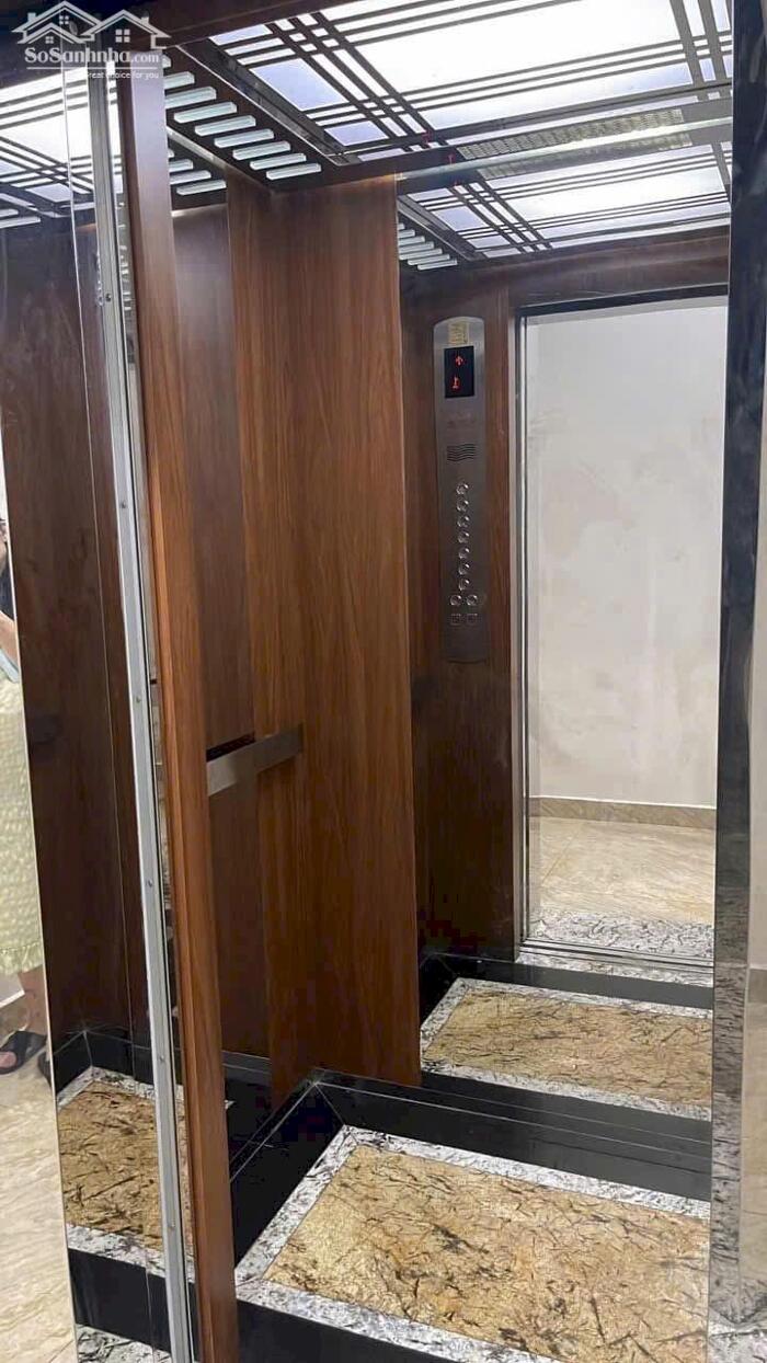 Hình ảnh Cho thuê nhà mặt phố Văn Cao, 8 phòng ngủ khép kín. 3