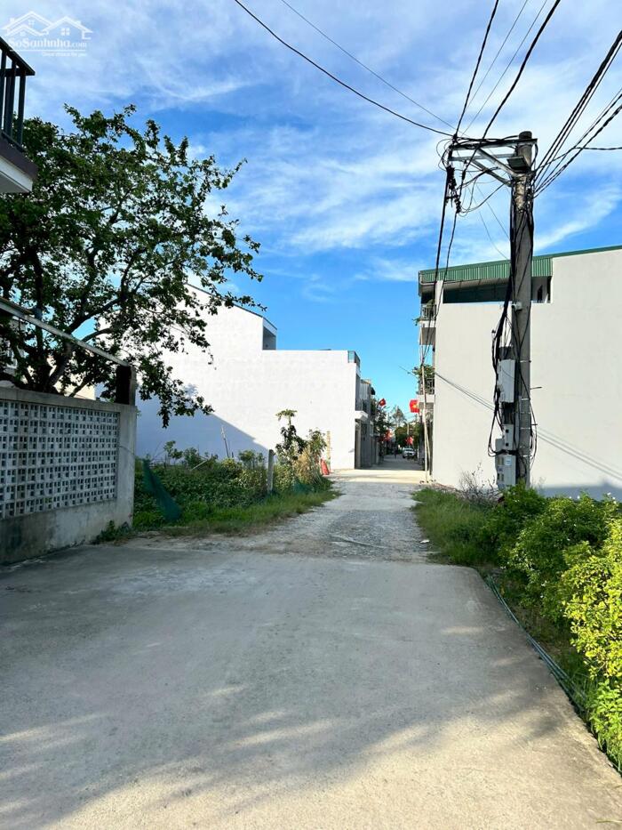 Hình ảnh Bán lô 100m2 đất Đẹp Lối 2 Đường 8B Trần Đình San - Vinh Tân 0