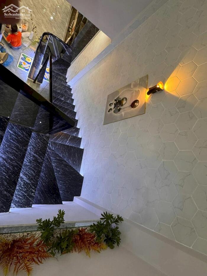 Hình ảnh HÓT _ BÁN BIỆT THỰ TRUNG TÂM THÔNG HÙNG VƯƠNG KIỆT 3M _ 74.5M² [ NGANG 7M ] 3PN _ FULL NT XỊN _ GIA 6.15 TY 2