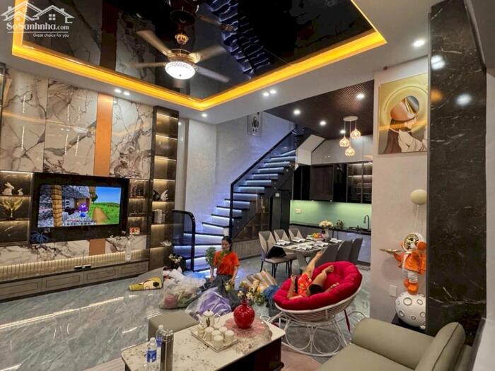 Hình ảnh HÓT _ BÁN BIỆT THỰ TRUNG TÂM THÔNG HÙNG VƯƠNG KIỆT 3M _ 74.5M² [ NGANG 7M ] 3PN _ FULL NT XỊN _ GIA 6.15 TY 0