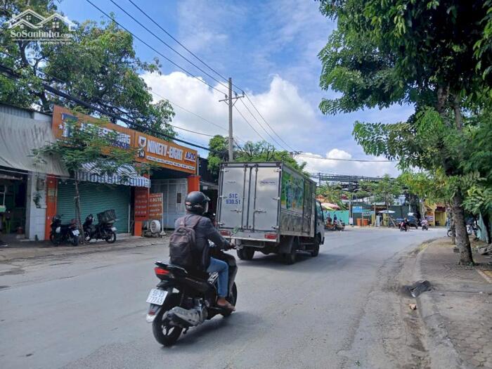 Hình ảnh BÁN NHANH đất thổ cư Góc 2 Mặt Tiền Đường xe tải cách Lê Văn Thịnh 200m full thổ ngang 10m 1