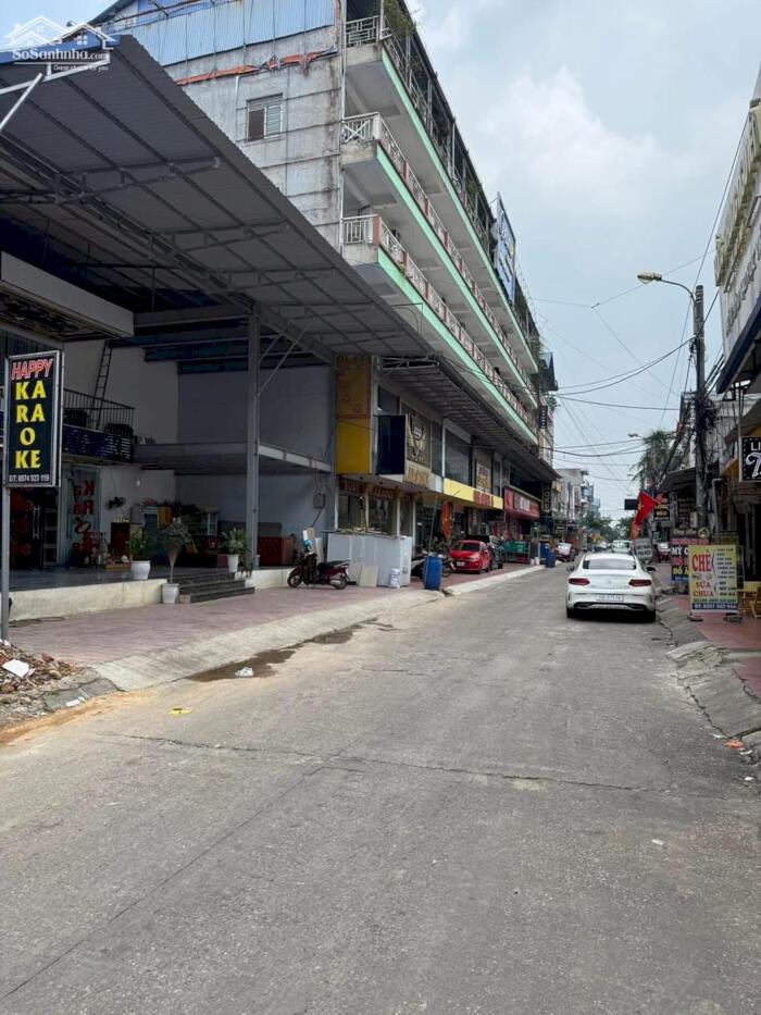 Hình ảnh Bán Nhà Tổ Hợp Kinh Doanh Phổ Yên 1200m2-7T MT60m Vỉa Hè 45 Tỷ Phổ Yên Có Thương Lượng. 0