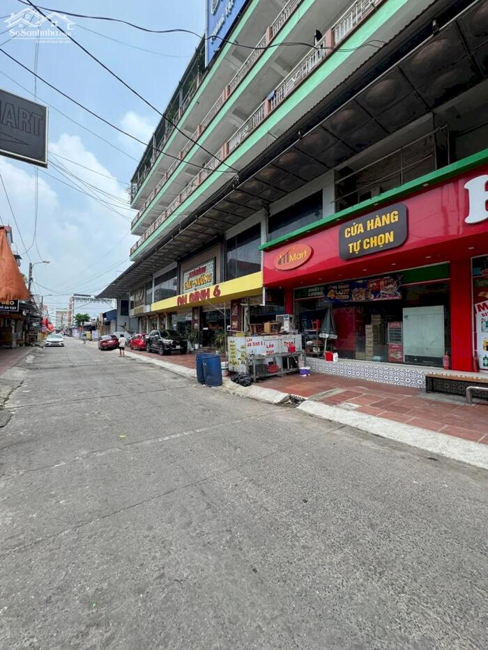 Hình ảnh Bán Nhà Tổ Hợp Kinh Doanh Phổ Yên 1200m2-7T MT60m Vỉa Hè 45 Tỷ Phổ Yên Có Thương Lượng. 5