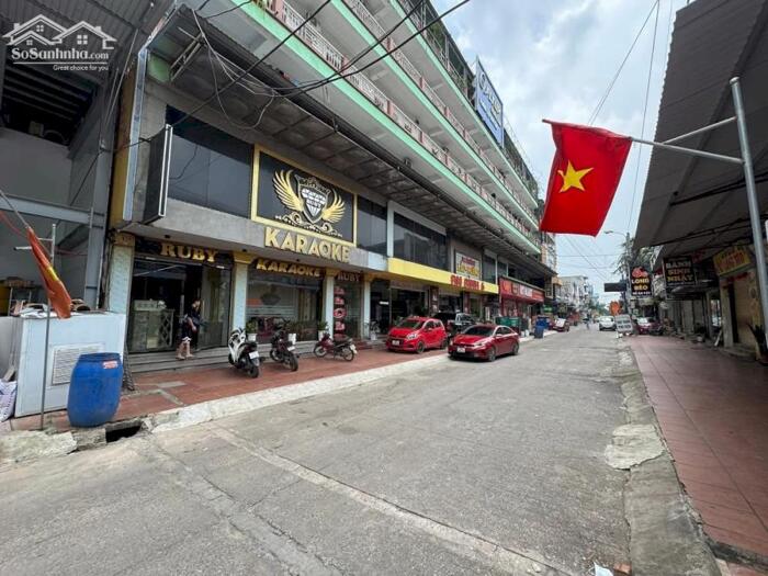 Hình ảnh Bán Nhà Tổ Hợp Kinh Doanh Phổ Yên 1200m2-7T MT60m Vỉa Hè 45 Tỷ Phổ Yên Có Thương Lượng. 4