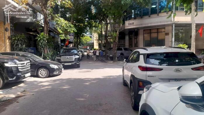 Hình ảnh Bán Nhà Phố Dịch Vọng Hậu Cầu Giấy 165m2-9T MT10m Vỉa Hè 105 Tỷ Có Thương Lượng. 1