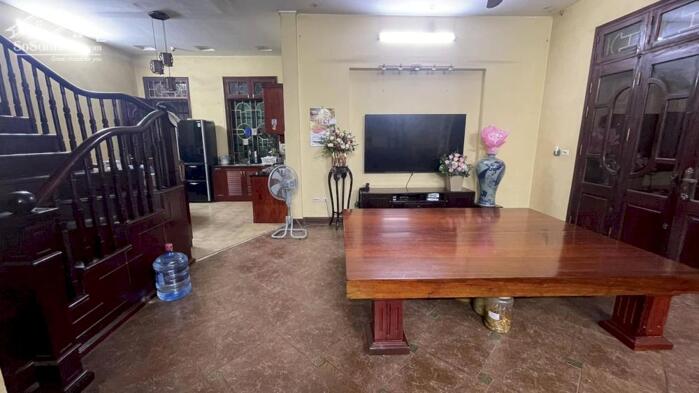 Hình ảnh Nhà Duy Tân 165M2 Mặt Tiền 9M 76 Tỷ Vỉa Hè Kinh doanh Ô TÔ Tránh Đỗ 3