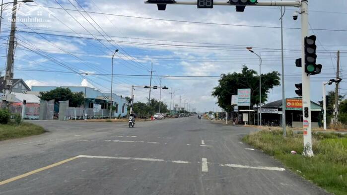 Hình ảnh B.á.n lô đất mặt tiền đường vào KCN Gia Thuận, Gò Công Đông, TG giá chỉ 600tr. 0