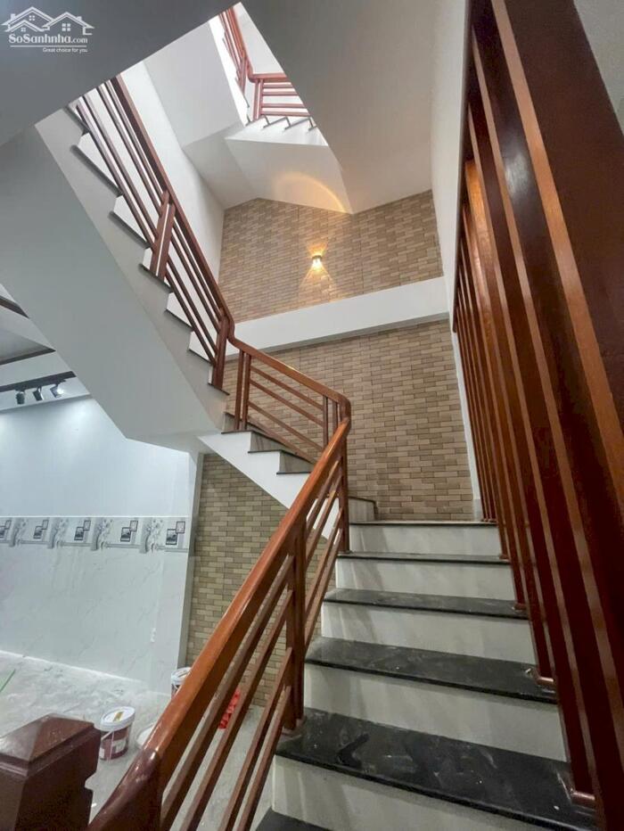 Hình ảnh Tôi cần bán căn nhà 2,5 tầng kiệt 3m Ngô Quyền , Phường An Hải , Đà Nẵng ⭐⭐⭐⭐⭐ ( VỊ TRÍ SÁT CẦU SÔNG HÀN ) 2