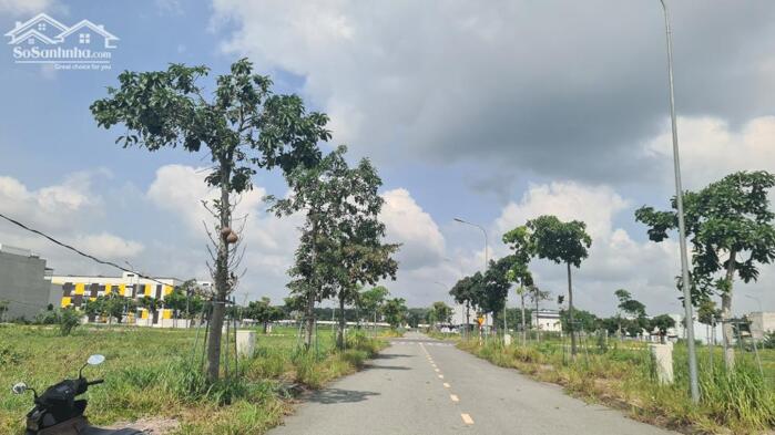 Hình ảnh Chính chủ cần bán 100m2 Bến Cát đất đẹp 2