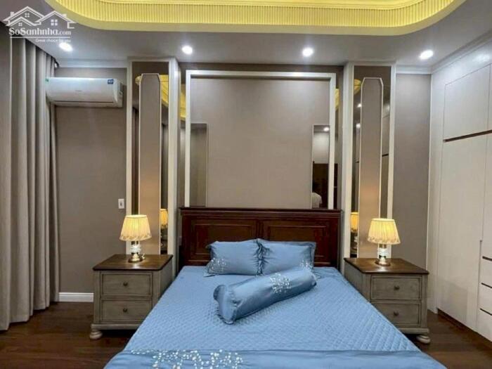 Hình ảnh Bán nhà mặt phố Phạm Văn Đồng 38m2 mặt tiền rộng vỉa hè rộng 22.9 tỷ 2