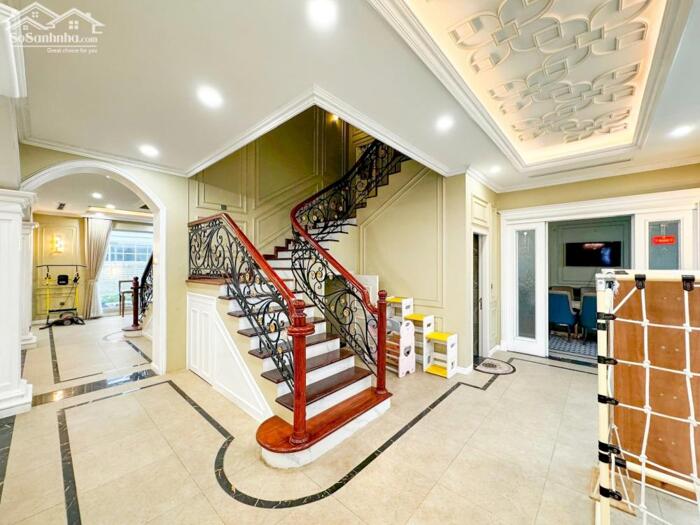 Hình ảnh BIỆT THỰ VINHOMES RIVERSIDE– 2 CĂN ĐẬP THÔNG –DIỆN TÍCH 415M² – HOÀN THIỆN ĐẸP, SANG TRỌNG 3