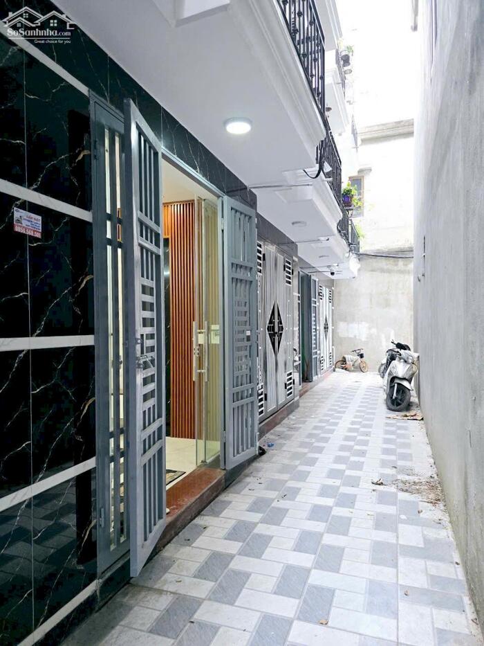 Hình ảnh Bán Nhà Thạch Bàn - Long Biên 5 Tầng Gần Chợ Đồng Dinh, Khu Garden City 0