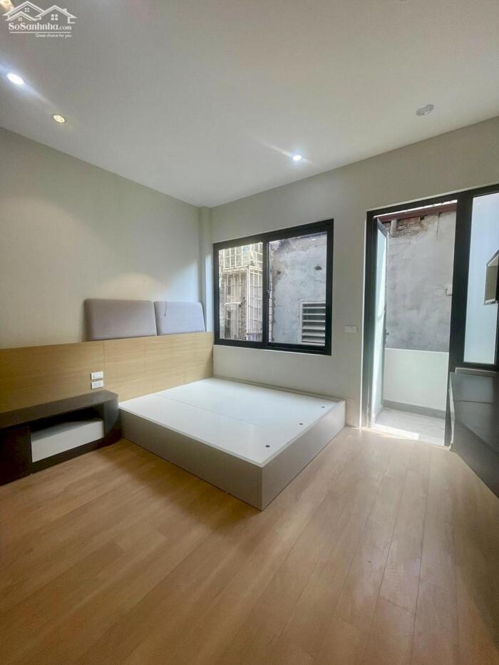 Hình ảnh SIÊU PHẨM PHÂN LÔ HOÀNG CẦU - 62M2 - 5T THANG MÁY - GARA - Ô TÔ ĐỖ CỬA – SÁT VĐ1 3