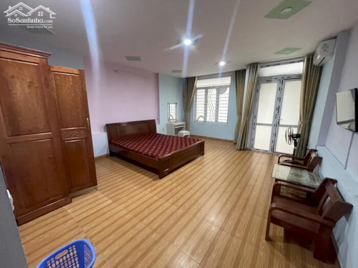 Hình ảnh Cho thuê nguyên căn 8 ngủ khép kín Văn Cao, DT: 75m2. 5