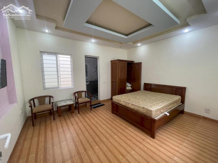 Hình ảnh Cho thuê nguyên căn 8 ngủ khép kín Văn Cao, DT: 75m2. 7