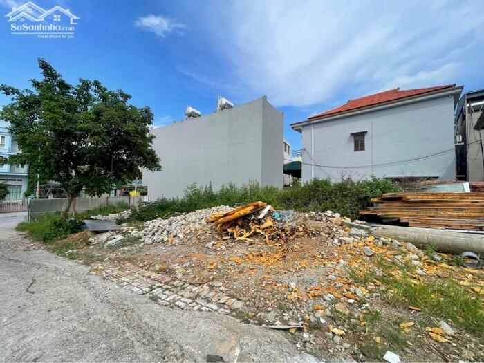 Hình ảnh Chính chủ Bán lô đất 102m2 cách đường EC Hùng Thắng chỉ hơn 10m tại Hùng Thắng, Bãi Cháy, Hạ Long. 1