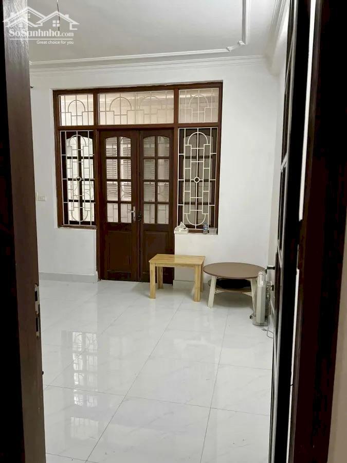 Hình ảnh Siêu phẩm phân lô Hoàng Cầu, 47m² x 4 tầng – Ô tô đỗ gần, 2 thoáng, sổ đẹp, dân xây chắc 4