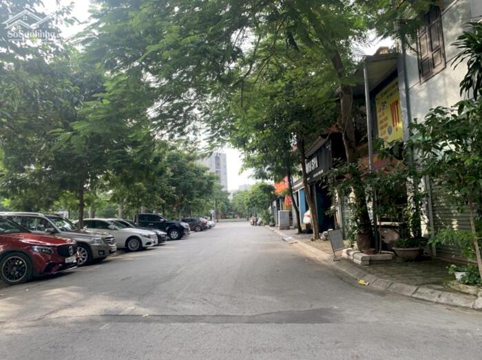 Hình ảnh Hồ sắp làm rồi, Bán 98m đất đấu giá TT4 Cự Khối, diện tích rộng làm nhà vườn, trụ sở công ty 1