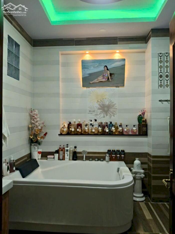 Hình ảnh Bán Nhà Hẻm 4m Lạc Long Quân – 5,3 x 15m – P.3, Q.11 – Nhà Mới Ở Liền – Giá 12 Tỷ TL 1