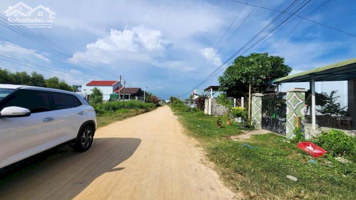 Hình ảnh bán đất thổ cư gần biển LaGi, Lâm Đồng. DT 23x75 nở hậu 37m, có 470m2 thổ cư. giá 1,5 triệu/1m2 0