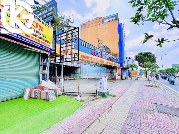 Hình ảnh Cho Thuê Nhà Mặt Tiền: 318 Phạm Văn Đồng - Quận Thủ Đức - 20x58m 1