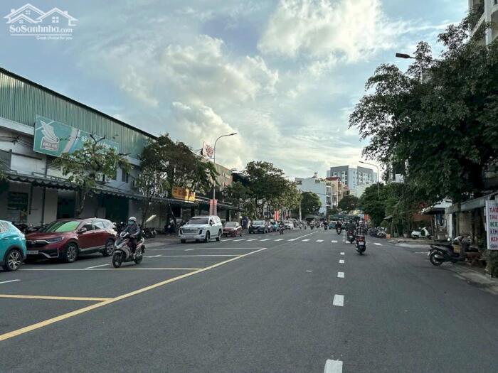 Hình ảnh MTKD ngang 4.2m 56m2 KD sầm uất 4 tầng ngay CV Văn Hóa cạnh Dương Quảng Hàm chỉ 15 tỷ 5