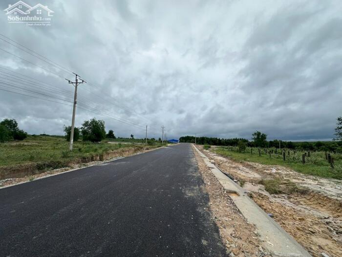 Hình ảnh 28x81(2301m2) Lê Đức Thọ Tân Bình LaGi Quy Hoạch Đất Ở, Mặt Tiền Đường Nhựa 3