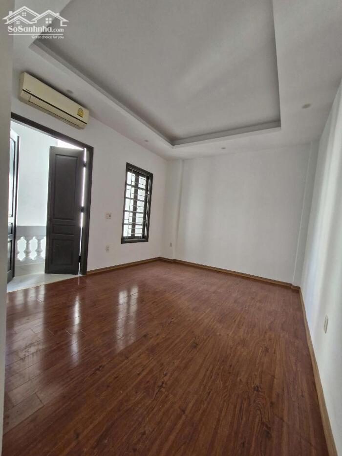 Hình ảnh Bán Nhà Chu Huy Mân, Phúc Đồng, Long Biên 58m2 , 4T, giá 8,42 tỷ (ô tô đỗ gần) 3