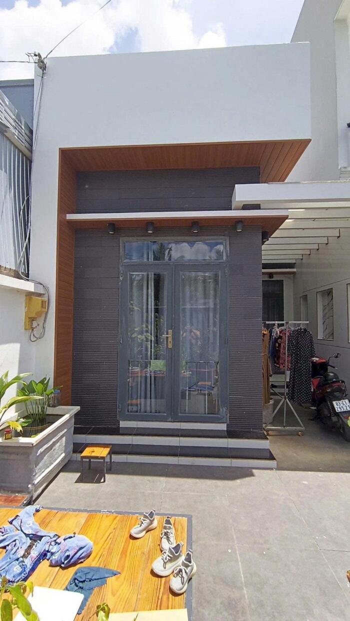 Hình ảnh BÁN NHÀ GẦN ĐƯỜNG TRƯƠNG VĨNH NGUYÊN KDC HOÀNG QUÂN 1