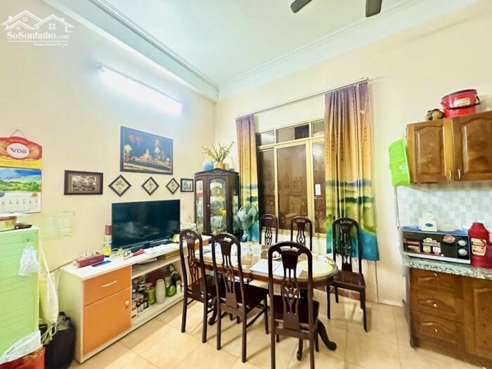 Hình ảnh Bán Nhà Phân Lô Hoàng Cầu 48m² - Nhà Dân Xây - 3 Mặt Thoáng - 20m Ra Ô Tô - Sổ Đỏ Nở Hậu 2