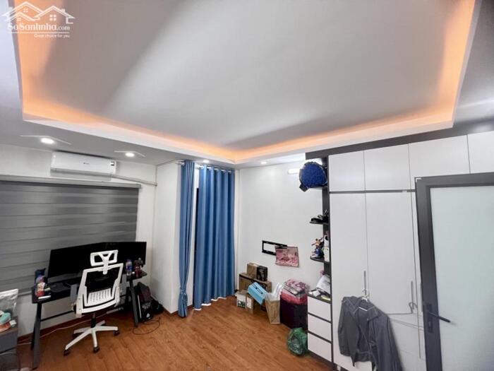 Hình ảnh Bán Nhà Ngõ 59 Ngô Gia Tự, Long Biên 33m2, 5T giá 6,85 tỷ (ô tô đỗ cách 15m, cam kết chuẩn) 1