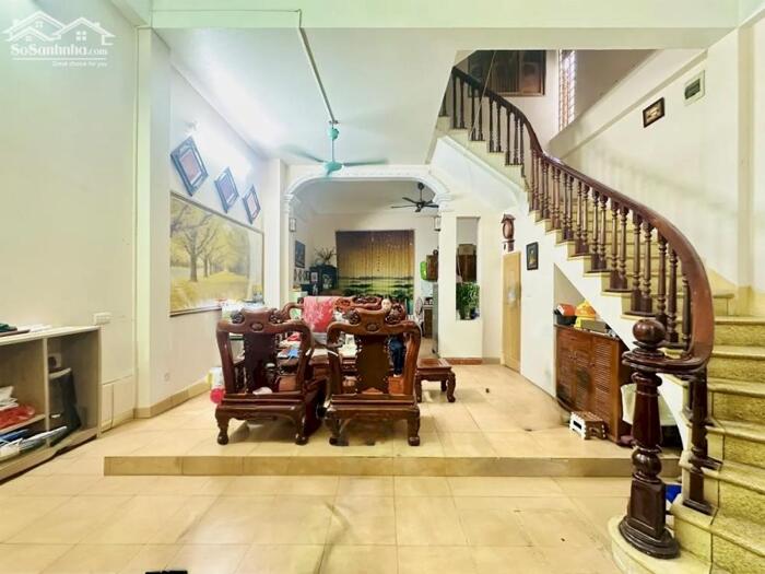 Hình ảnh Bán nhà Quốc Tử Giám 48m2 nhà đẹp ngõ to ô tô tránh sổ đẹp ở luôn 9.8 tỷ 0