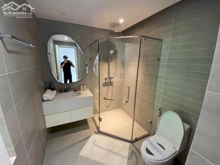 Hình ảnh Do chuyển định cư, cần bán Cắt Lỗ căn 1PN 48m2 mặt đường trung tâm du lịch Bãi Cháy, Hạ Long. 4