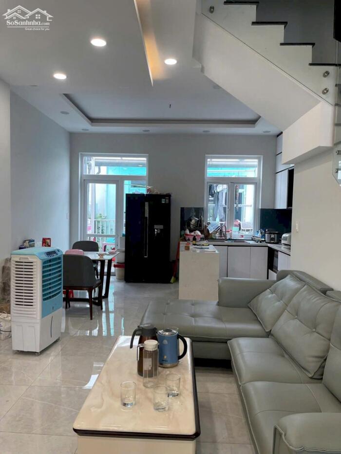 Hình ảnh BDS HVL Nc- Cho thuê nhà 2 lầu 75m2 khu compound Liên Phừơng q9 đầy đủ nội thất mới Giá 16tr/tháng 5