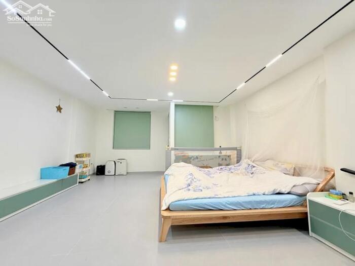 Hình ảnh CỰC HIẾM! Phân Lô Hoàng Cầu, 7T thang máy - Gara ô tô - Ngõ Nông - Hàng Xóm Quận Uỷ 2