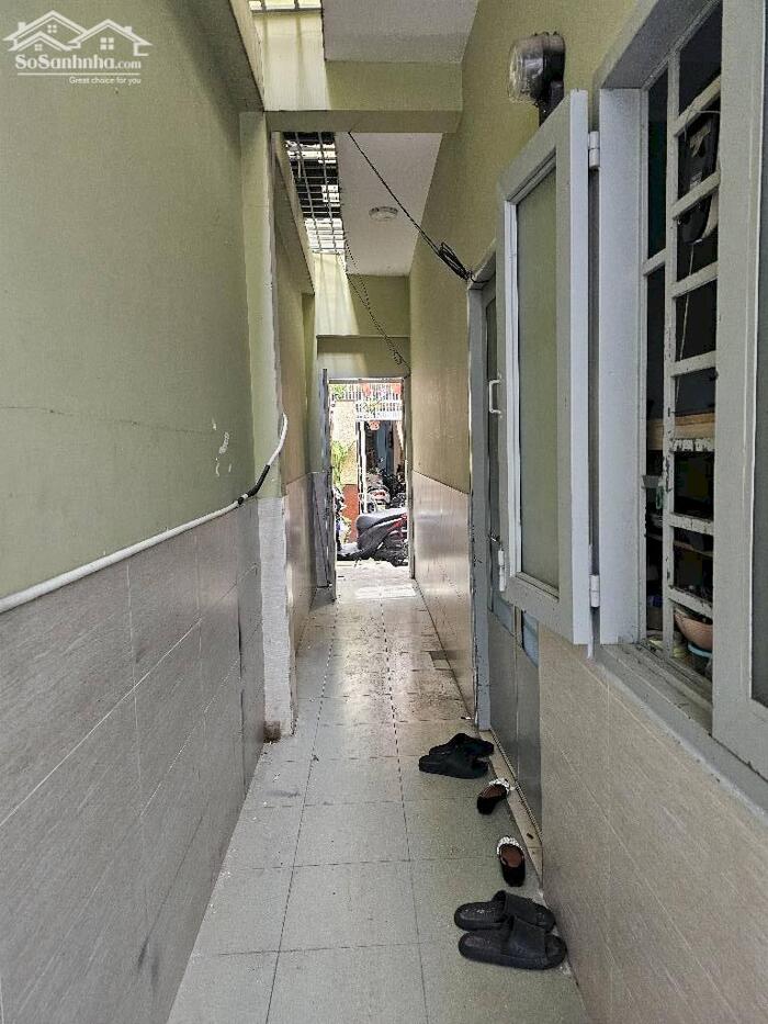 Hình ảnh BÁN NHÀ 57M2 LẠC LONG QUÂN, NGANG 6M, NỞ HẬU HƠN 4 TỶ 4