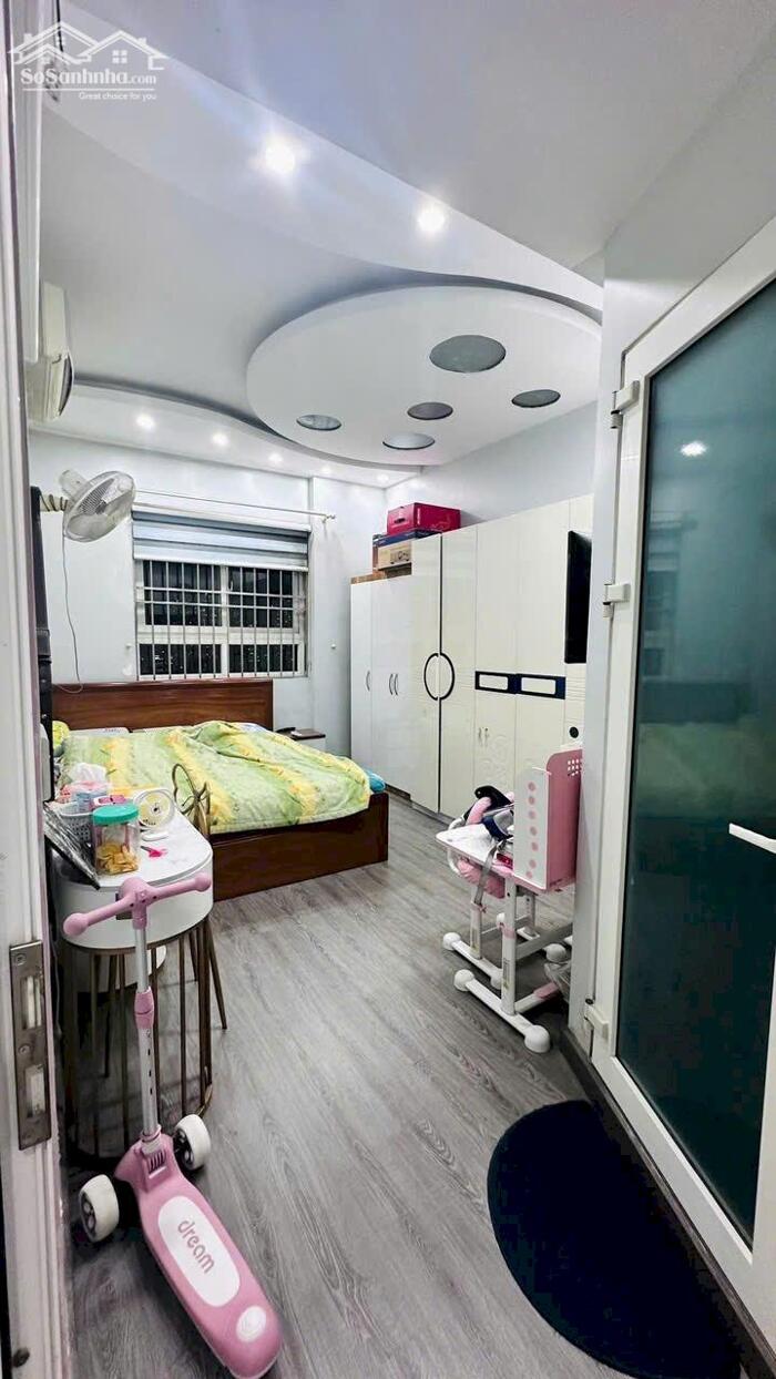 Hình ảnh BÁN GẤP CĂN HỘ 137 NGUYỄN NGỌC VŨ - 113M2 -3 NGỦ - 2 VỆ SINH 3