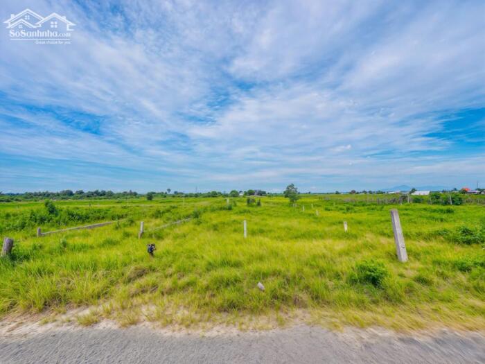 Hình ảnh Bán Gấp Lô Đất Vàng 237m² Mặt Tiền 19m Sổ Hồng Riêng Gần Biển Lagi 2