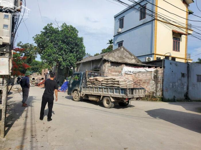 Hình ảnh Bán mảnh đất 85m² tại khu Xuân Mai, TT Xuân Mai, Hà Nội Đường thông rộng, ô tô tải ra vào quay đầu thoải mái 0