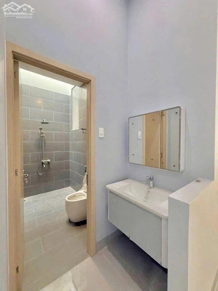 Hình ảnh NHÀ PHỐ SỔ RIÊNG, THỔ CƯ - CHỈ 450TR 1