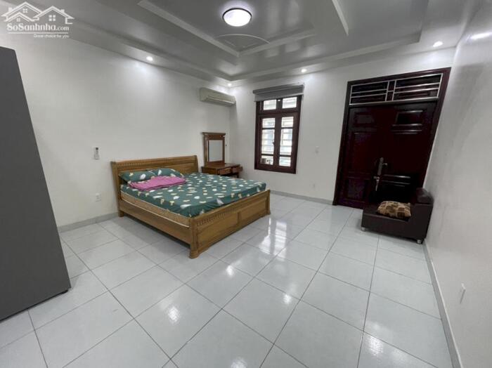 Hình ảnh Cho thuê nguyên căn Văn Cao, 5 ngủ khép kín, DT: 80m2. 6