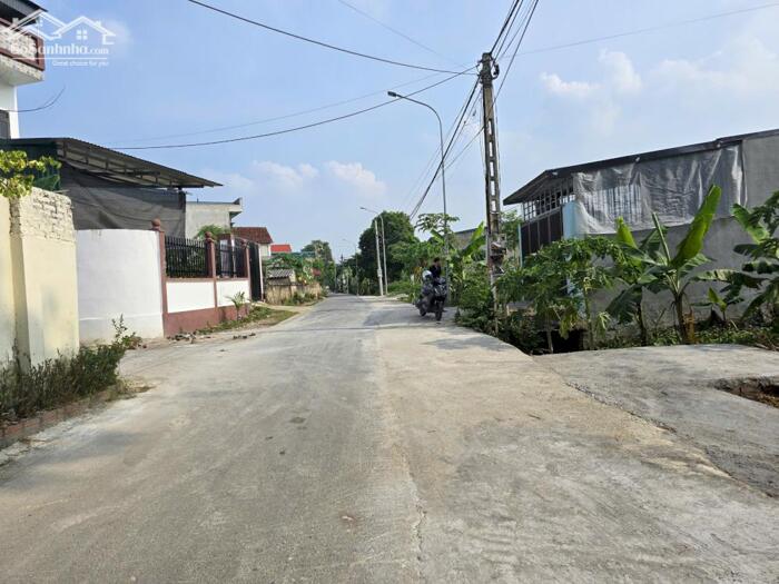 Hình ảnh Bán đất Trục Chính Núc Hạ - Hồ Sơn - Tam Đảo. Kinh Doanh 2 đầu đường trước sau. 2