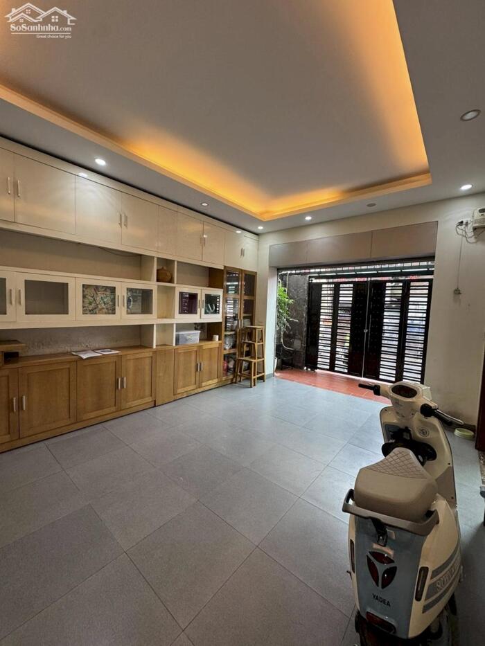 Hình ảnh Bán Nhà P/Lô 2 Ô Tô Tránh Nguyễn Ngọc Vũ Cầu Giấy 133m2-3T MT7m 45,8 Tỷ Có Thương Lượng. 2