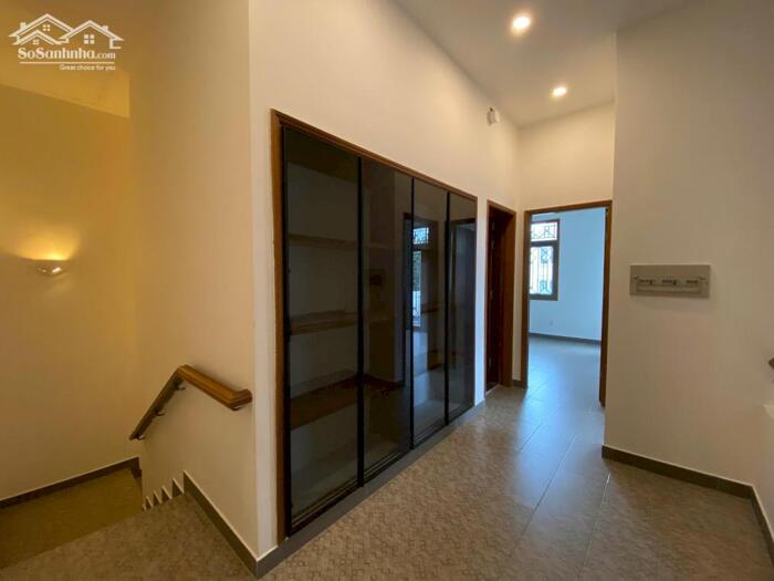 Hình ảnh BDS HVL Chính chủ gửi cho thuê Villa trong compound sau lưng The Vista 8